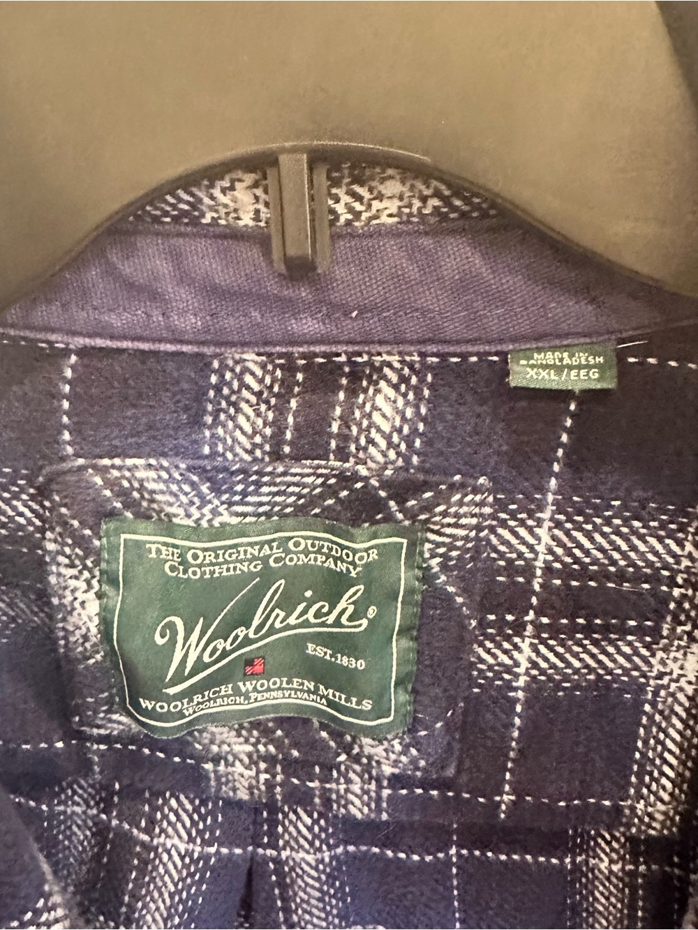 Woolrich Navy and White Plaid Flannel Shirt Jacket | Wool | Cabincore | Size XXL - Picture 3 of 3